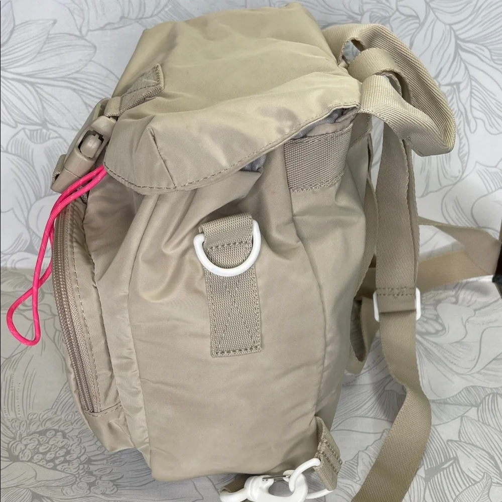 Adidas Originals Micro Beige Backpack with Pink Drawstring - Picture 4 of 7